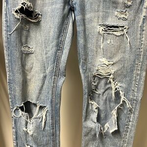 American eagle size 4 denim- girlfriend fit